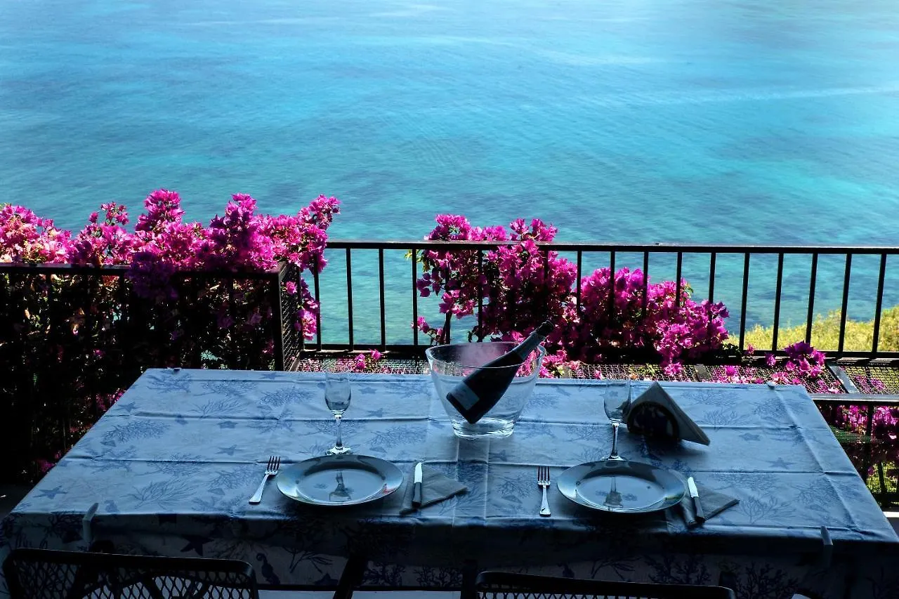Casa Valery Wonderful Sea View Apartman Porto Rotondo 0*,  Olaszország